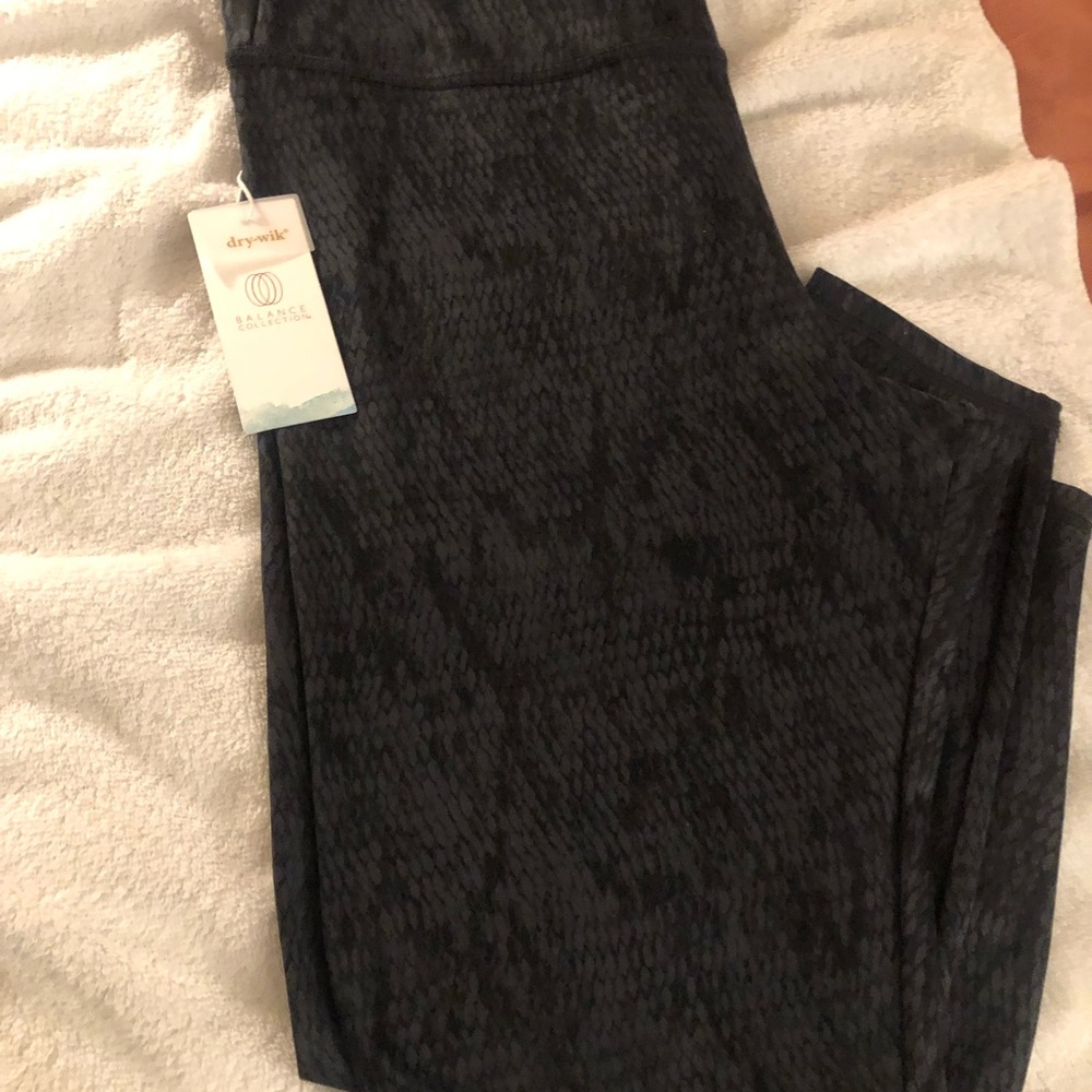 Black Python texture - Picture 2 of 2